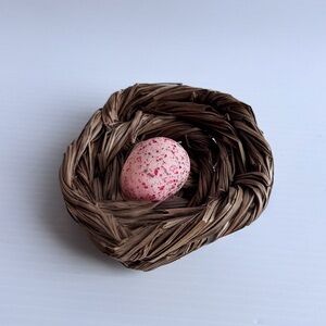 Woven Bird Nest with Pink Speckled Egg 3 Inch Craft Decor